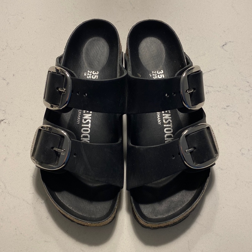 Black Arizona Birkenstocks size 35